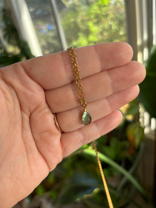 Labradorite Brass Necklace (24 in)