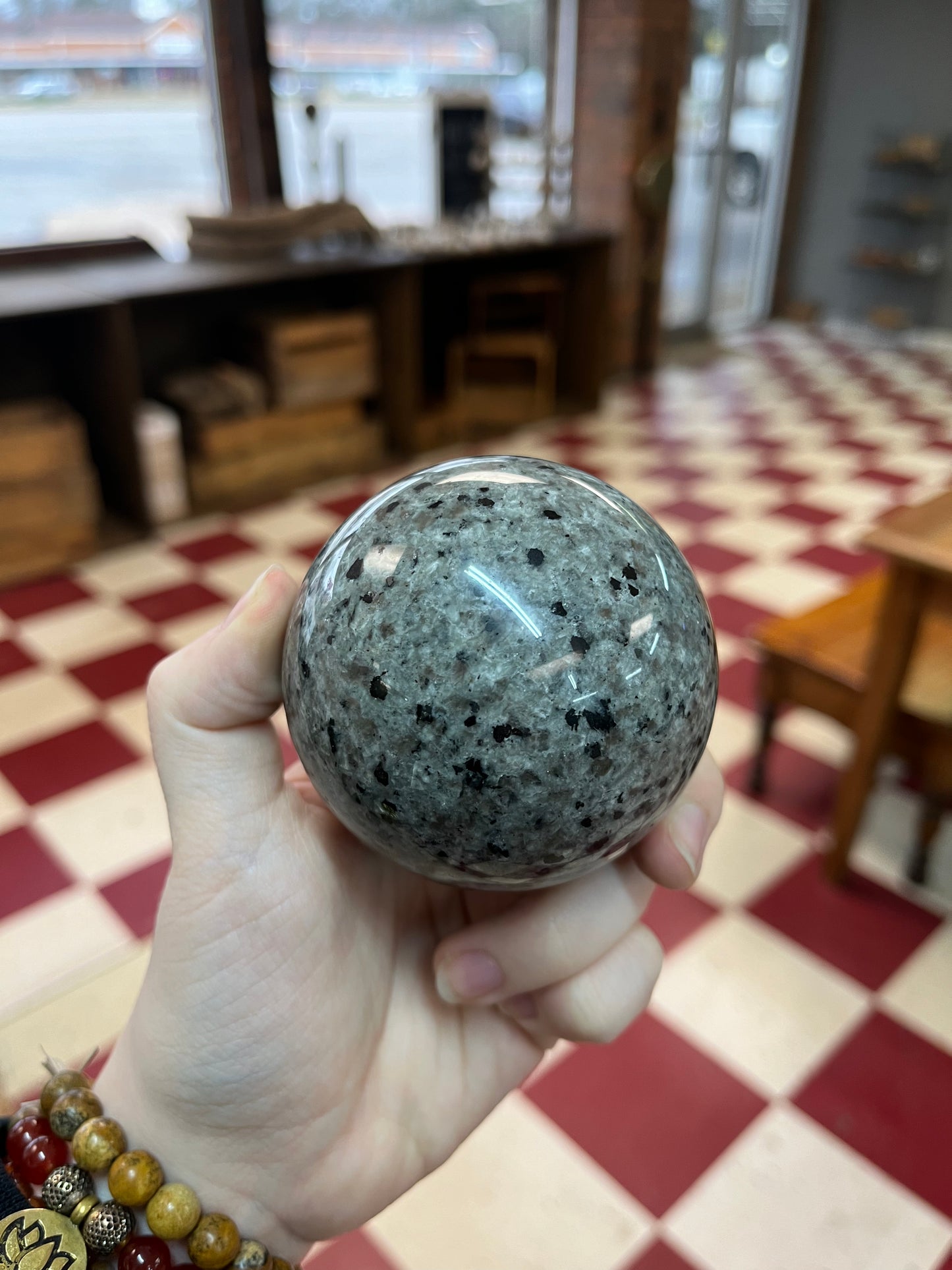 Yooperlite sphere