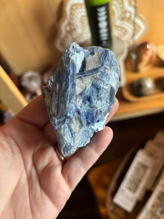 Blue Kyanite in Quartz