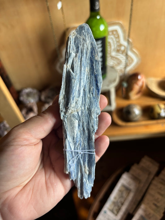 Blue Kyanite in Quartz